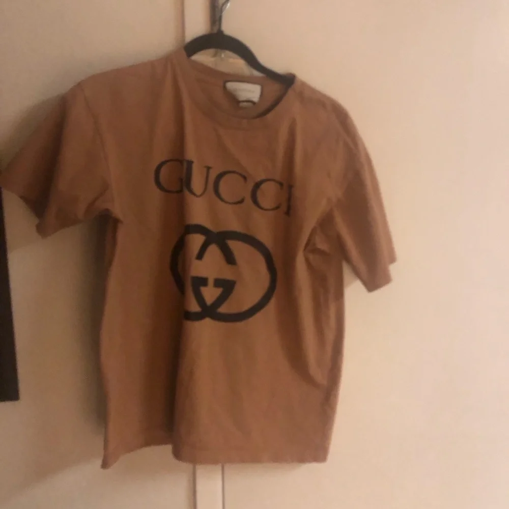 Gucci Cotton Tee- 113A $270 or $265 w/offer